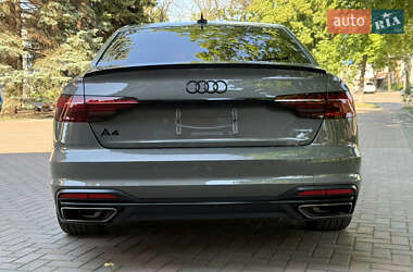 Седан Audi A4 2023 в 