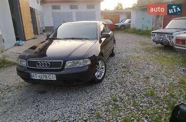 Седан Audi A4 1995 в 