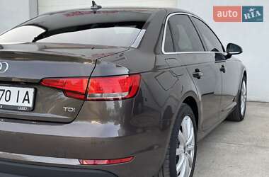 Седан Audi A4 2016 в 