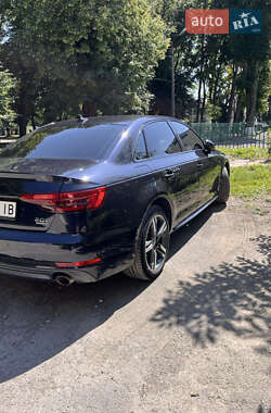 Седан Audi A4 2017 в 