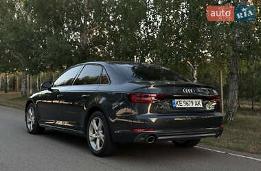 Седан Audi A4 2017 в 