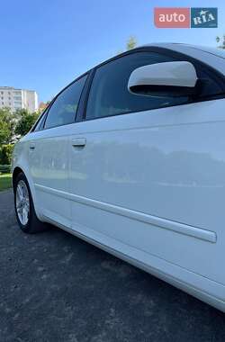 Седан Audi A4 2006 в 