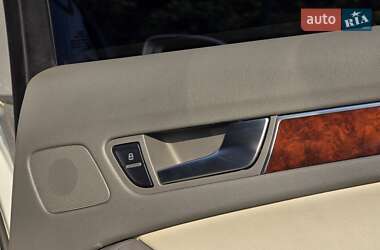 Седан Audi A4 2010 в 