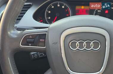 Седан Audi A4 2010 в 