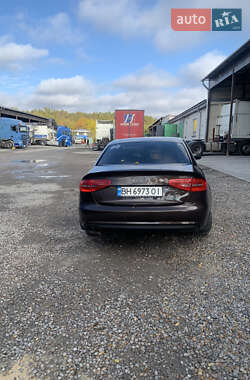 Седан Audi A4 2013 в 
