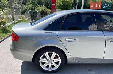 Седан Audi A4 2009 в 