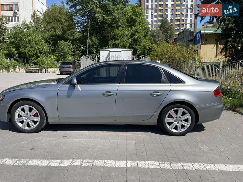 Седан Audi A4 2009 в Тернополе