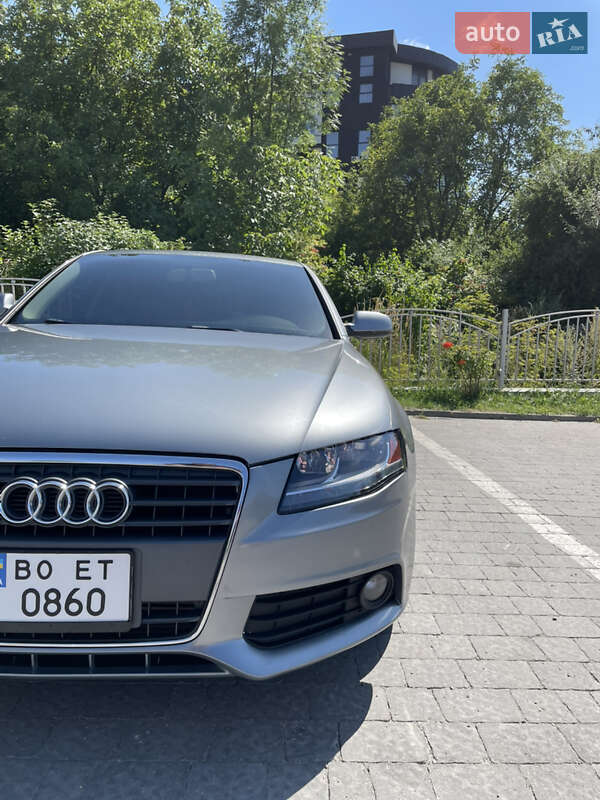 Седан Audi A4 2009 в Тернополе