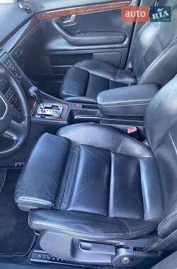 Седан Audi A4 2005 в 
