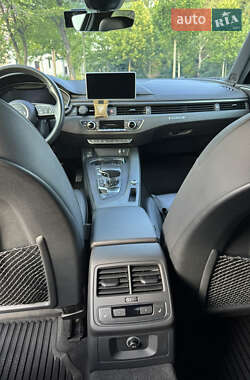 Седан Audi A4 2017 в 