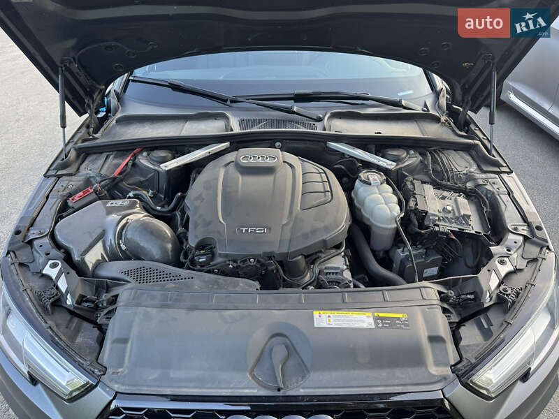 Седан Audi A4 2017 в Киеве