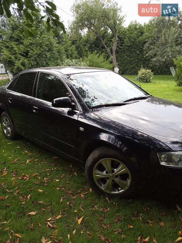 Седан Audi A4 2001 в Нововолынске