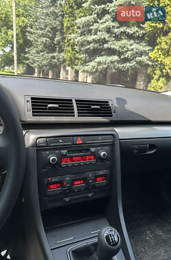 Седан Audi A4 2006 в 