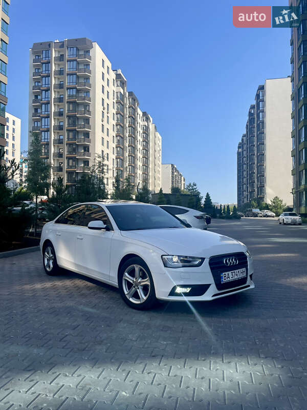 Audi A4 2014