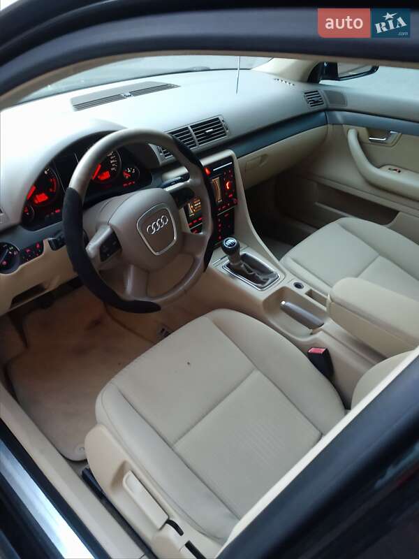 Седан Audi A4 2005 в Хмельницком