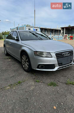 Седан Audi A4 2011 в Луцке