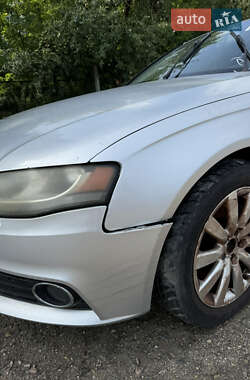 Седан Audi A4 2011 в 