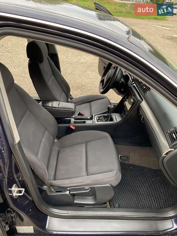 Седан Audi A4 2001 в Черновцах