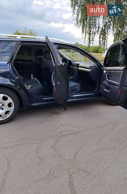 Универсал Audi A4 2005 в Семеновке