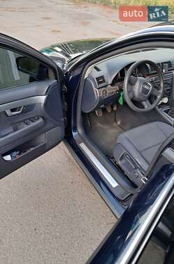 Универсал Audi A4 2005 в Семеновке