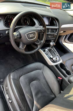 Седан Audi A4 2015 в 