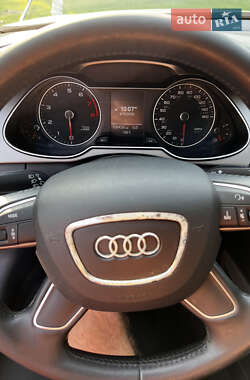 Седан Audi A4 2015 в 
