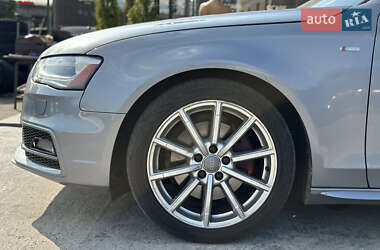 Седан Audi A4 2015 в 