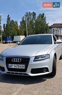Седан Audi A4 2010 в 