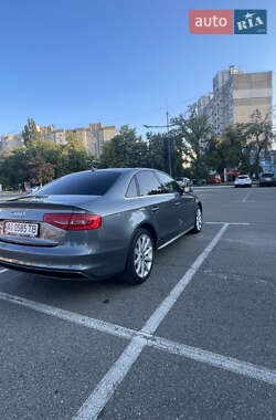 Седан Audi A4 2013 в 