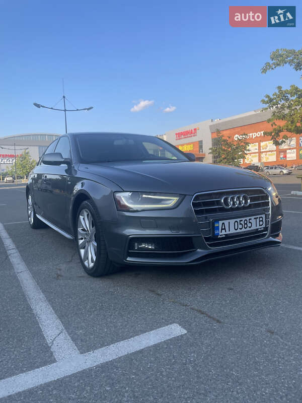 Седан Audi A4 2013 в 