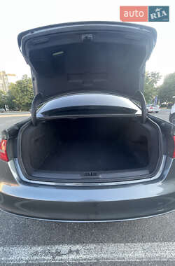 Седан Audi A4 2013 в 