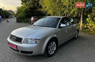 Седан Audi A4 2004 в 