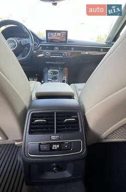 Седан Audi A4 2017 в 
