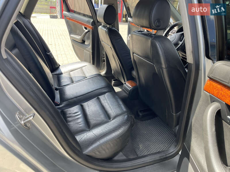 Седан Audi A4 2001 в Краматорске