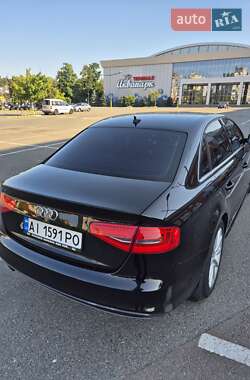 Седан Audi A4 2015 в 