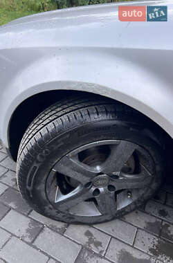 Седан Audi A4 2001 в 
