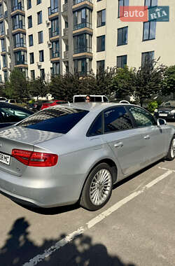 Седан Audi A4 2014 в 