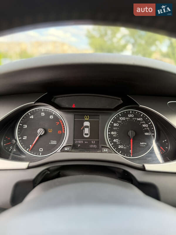 Седан Audi A4 2011 в Киеве