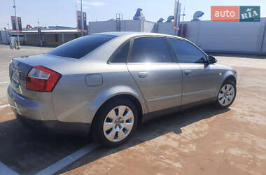 Седан Audi A4 2002 в 