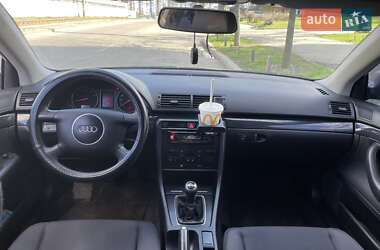 Седан Audi A4 2002 в 