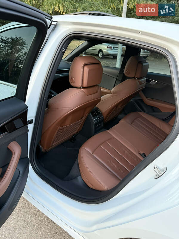 Седан Audi A4 2020 в Кривом Роге