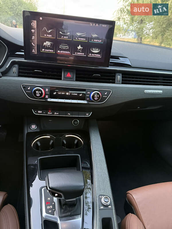 Седан Audi A4 2020 в Кривом Роге