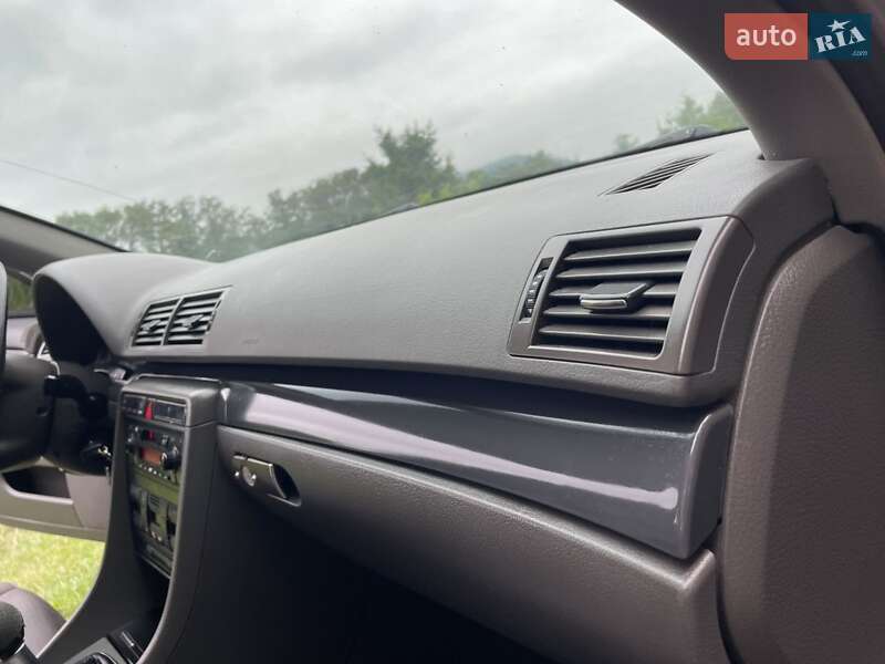 Универсал Audi A4 2004 в Сколе