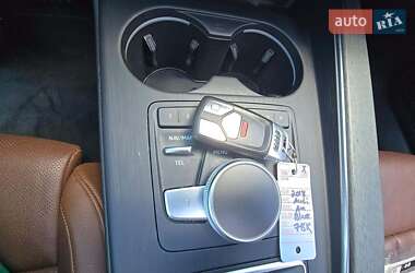 Седан Audi A4 2020 в 