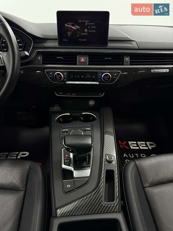 Седан Audi A4 2018 в Одессе