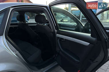 Седан Audi A4 2004 в 