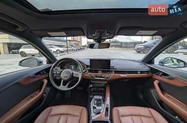 Седан Audi A4 2020 в 