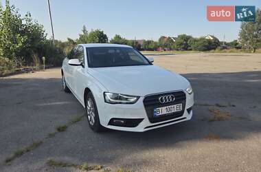 Седан Audi A4 2015 в 