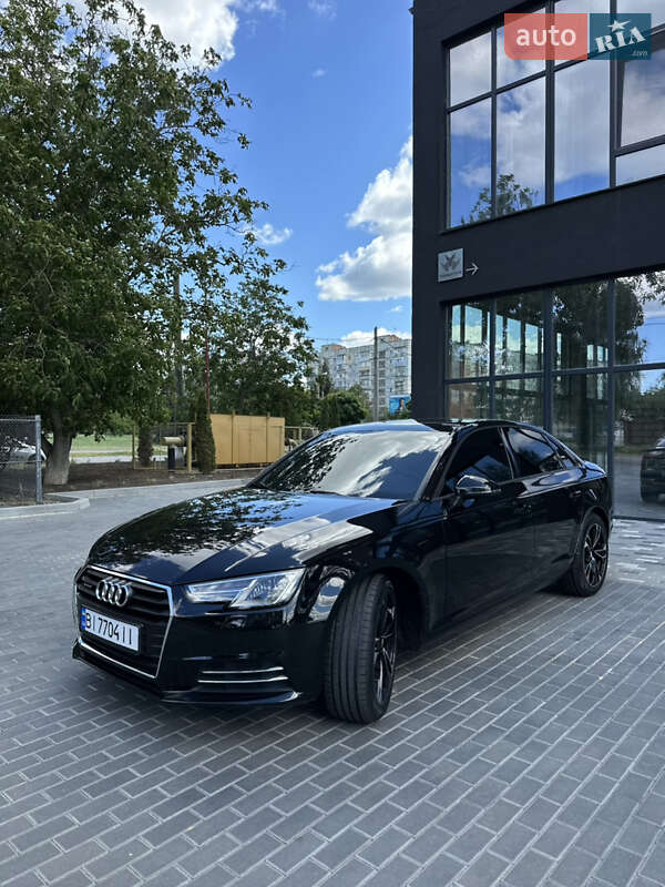 Седан Audi A4 2016 в Полтаве