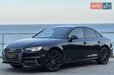 Седан Audi A4 2017 в Одессе